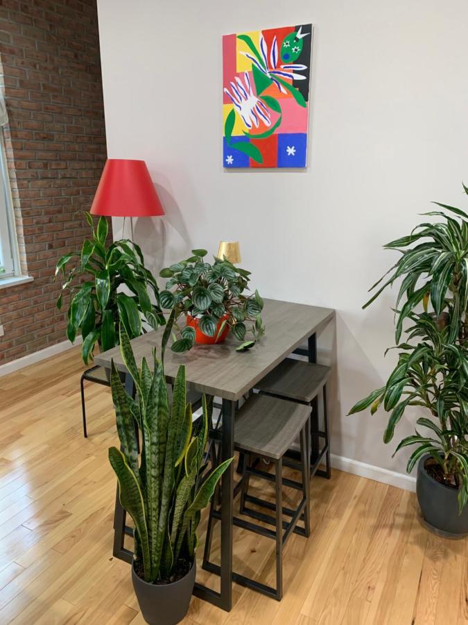 Apartament Urban Jungle Oasis In Queens! Nowy Jork Zewnętrze zdjęcie