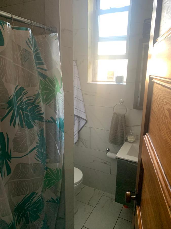 Apartament Urban Jungle Oasis In Queens! Nowy Jork Zewnętrze zdjęcie